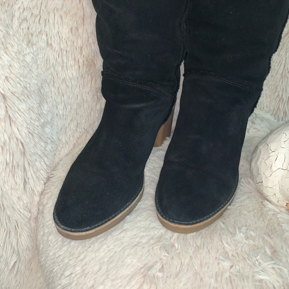 🌺 UGG Boots - Picture 7 of 8